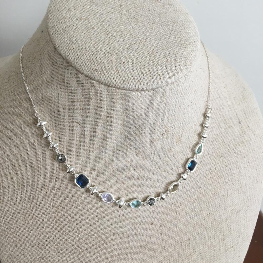 Rare Stella & Dot Delicate Stone Necklace